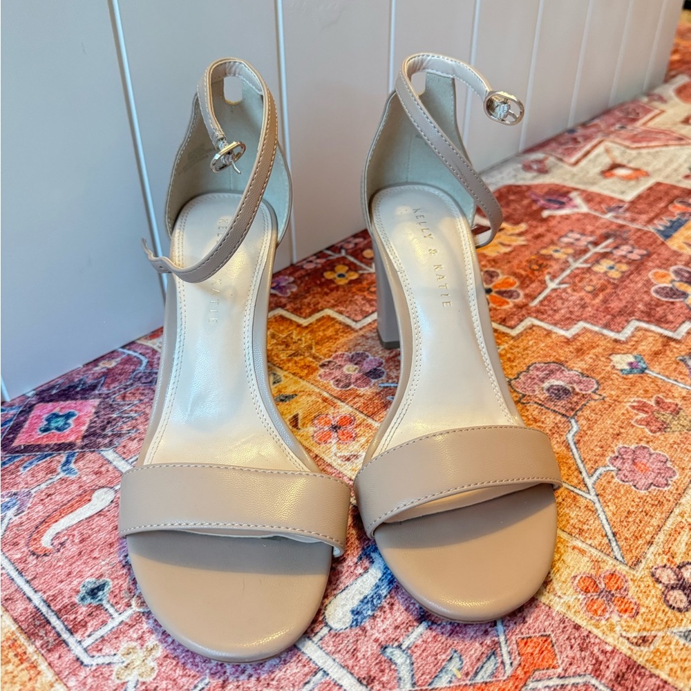 Kelly & Katie Nude Hailee Sandal Heels